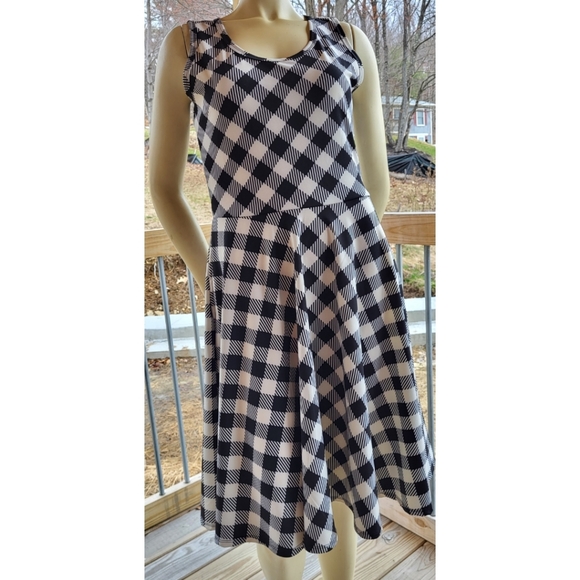 LulaRoe Black & White Buffalo Plaid Checkered Dress, Pockets, M - Picture 8 of 9